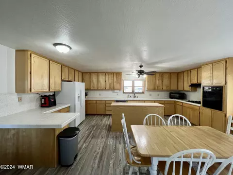 Kitchen - 4080 Clyde Rd, Snowflake, AZ 85937 photo 1 of 3
