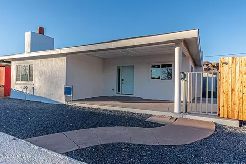 320 W Florida St, Holbrook, AZ 86025