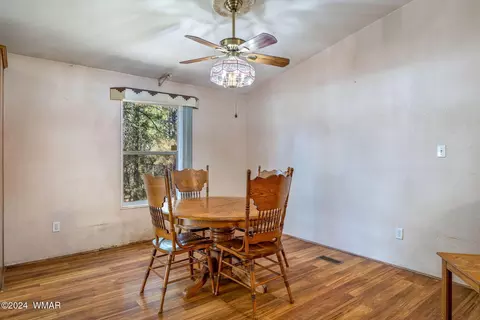 1976 Pine Cone Cir, Overgaard, AZ 85933 photo 8