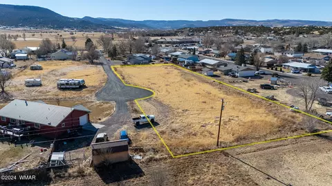 441 N West St, Springerville, AZ 85938