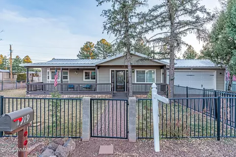 1919 Meadow St, Lakeside, AZ 85929