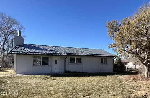 107 N Zuni St, Springerville, AZ 85938