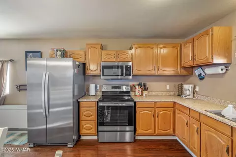 621 E Apache St, Springerville, AZ 85938 photo 8