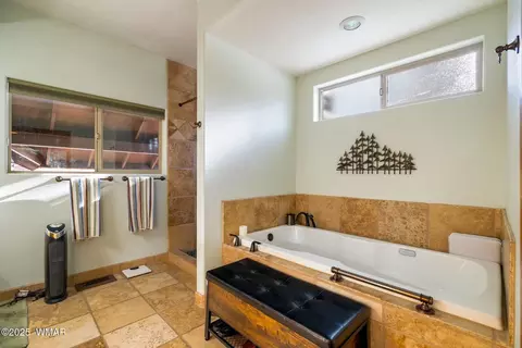 Bath - 2 2192, Alpine, AZ 85920 photo 1 of 4