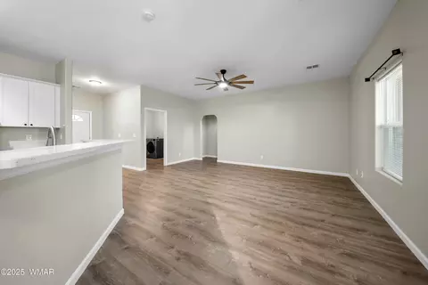 Living - 820 E Black Bear, Show Low, AZ 85901 photo 2 of 6
