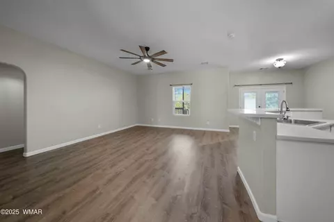 Living - 820 E Black Bear, Show Low, AZ 85901 photo 1 of 6