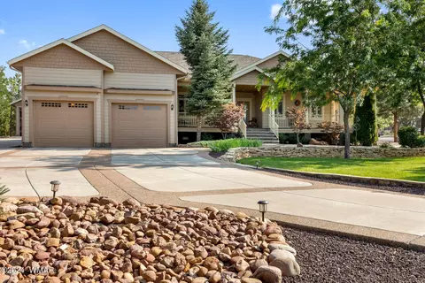 521 W Aspen Trl, Show Low, AZ 85901