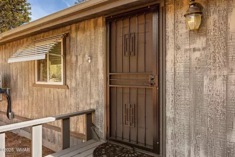 3058 Chevelon Rd, Overgaard, AZ 85933 photo 3