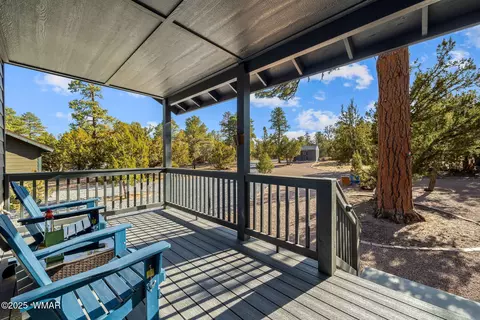 Exterior - 3097 Aspen Rd, Overgaard, AZ 85933 photo 6 of 17