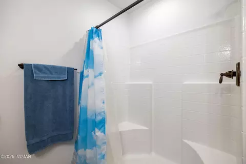 Bath - 3097 Aspen Rd, Overgaard, AZ 85933 photo 2 of 5