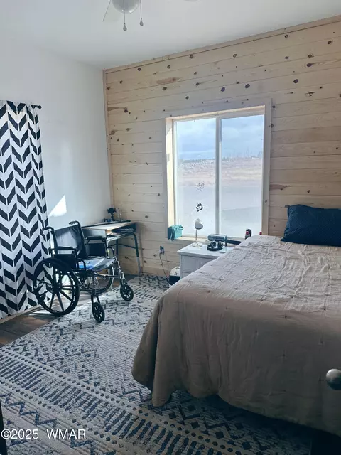 Bedroom - 7704 Open Sky Loop, Taylor, AZ 85939 photo 2 of 3