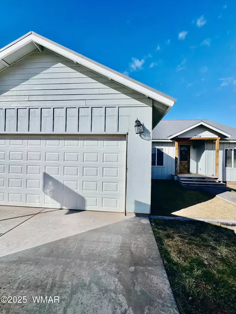 Exterior - 7704 Open Sky Loop, Taylor, AZ 85939 photo 2 of 6