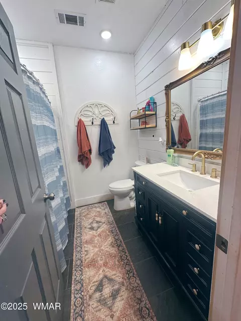 Bath - 7704 Open Sky Loop, Taylor, AZ 85939 photo 4 of 4