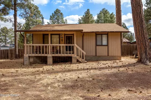 2051 Lumber Valley Rd, Overgaard, AZ 85933
