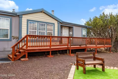 52 County Road 3205, Vernon, AZ 85940