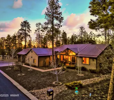 574 W Redwood Ln, Pinetop, AZ 85935