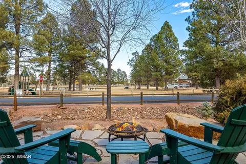 2691 Lodge Loop, Overgaard, AZ 85933 photo 5