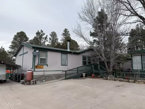 4389 Meadow Grove Dr, Show Low, AZ 85901