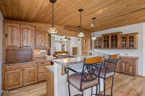 Kitchen - 1904 Rim View Ln, Overgaard, AZ 85933 photo 2 of 7