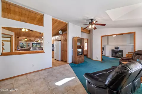 Entry Way - 1904 Rim View Ln, Overgaard, AZ 85933 photo 1 of 1