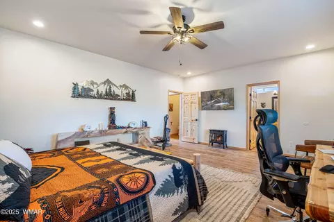 Bedroom - 2711 Lost Way, Overgaard, AZ 85933 photo 1 of 3