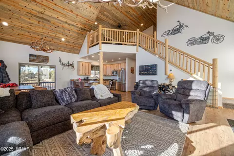 Living - 2711 Lost Way, Overgaard, AZ 85933 photo 2 of 2