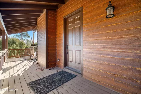 Exterior - 2711 Lost Way, Overgaard, AZ 85933 photo 8 of 8