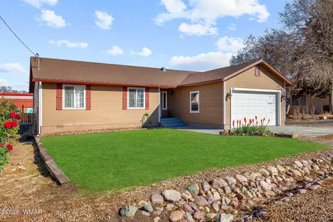 65 S Burk St, Eagar, AZ 85925