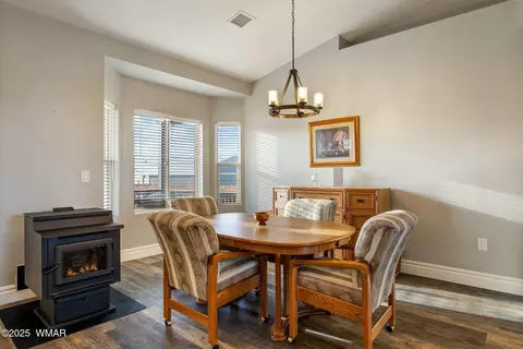 Dining - 174 Sandtrap Dr, Eagar, AZ 85925 photo 1 of 1