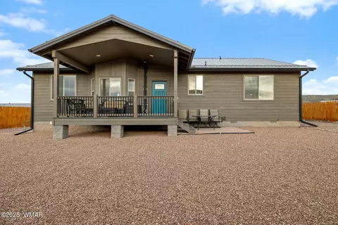 Exterior - 174 Sandtrap Dr, Eagar, AZ 85925 photo 8 of 9