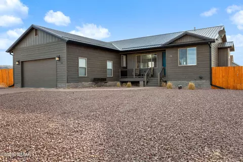 Exterior - 174 Sandtrap Dr, Eagar, AZ 85925 photo 1 of 9