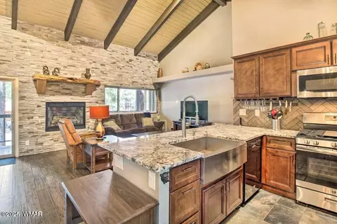 2820 Park Cir, Pinetop, AZ 85935