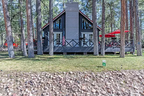 1061 N 47th Dr, Show Low, AZ 85901