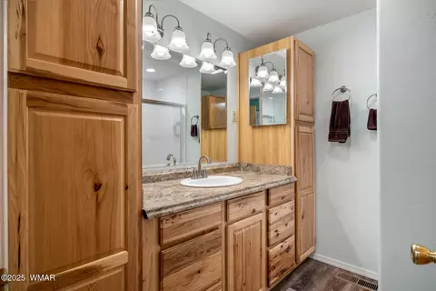 Bath - 15 Co Rd 2050, Alpine, AZ 85920 photo 1 of 3