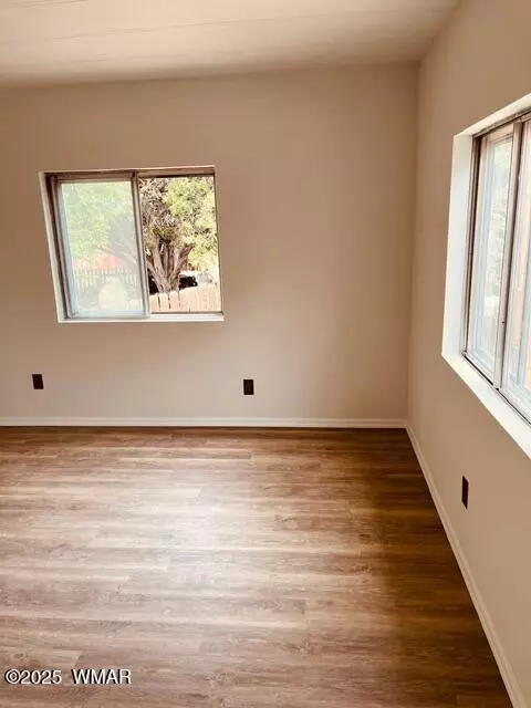 1057 S Burk St, Eagar, AZ 85925 photo 4