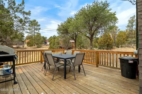 Exterior - 3518 Black Bear Run, Overgaard, AZ 85928 photo 3 of 6