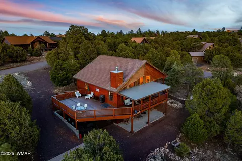 2810 Skyhawk Dr, Overgaard, AZ 85933 photo 3