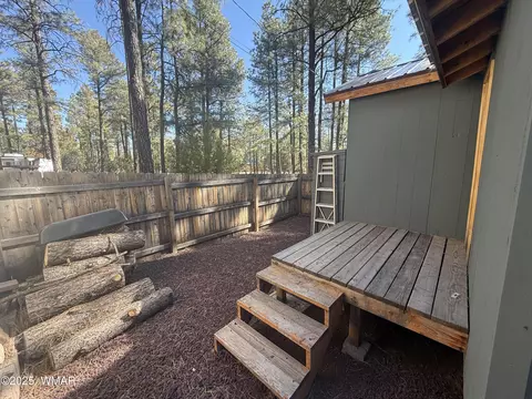 Exterior - 2190 Oval Dr, Overgaard, AZ 85933 photo 8 of 11
