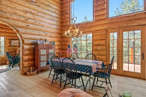 Dining - 56 North St, Greer, AZ 85927 photo 1 of 2