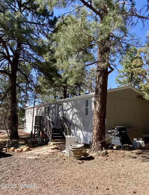 640 S Clark Rd, Show Low, AZ 85901