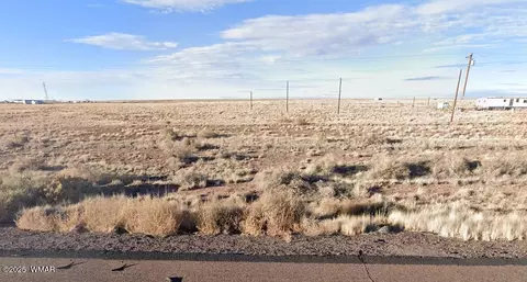 7828 Quartzsite St, Holbrook, AZ 86025
