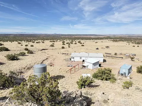 8 N6420, Saint Johns, AZ 85936