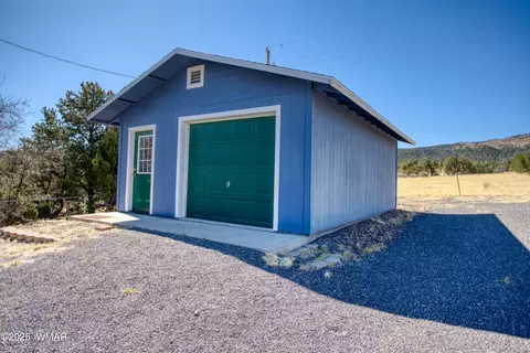 1539 Lesueur Dr, Eagar, AZ 85925 photo 10