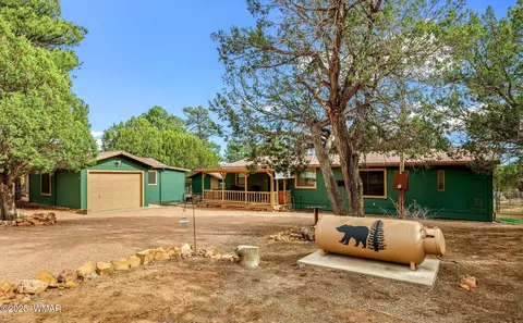 2185 Gingerbread Ln, Overgaard, AZ 85933