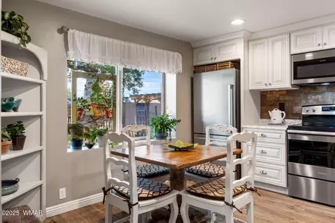 Kitchen - 2 N 700 St E, Taylor, AZ 85939 photo 1 of 2
