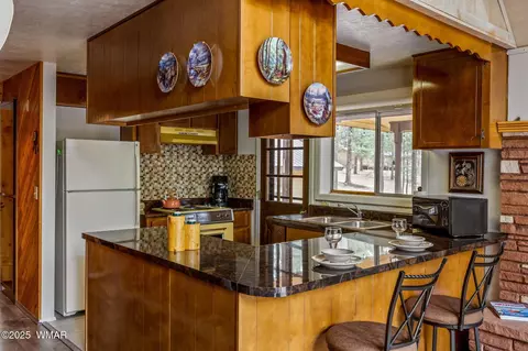 Kitchen - 3 Cr 2080, Alpine, AZ 85920 photo 1 of 3