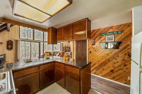 Kitchen - 3 Cr 2080, Alpine, AZ 85920 photo 2 of 3
