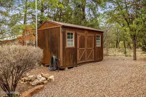 2871 Rainbow Trl, Overgaard, AZ 85933 photo 18