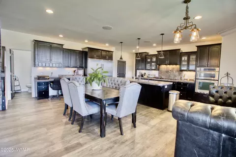 Dining - 252 E Belly Button Ln, Snowflake, AZ 85937 photo 2 of 3
