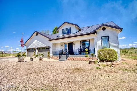 252 E Belly Button Ln, Snowflake, AZ 85937